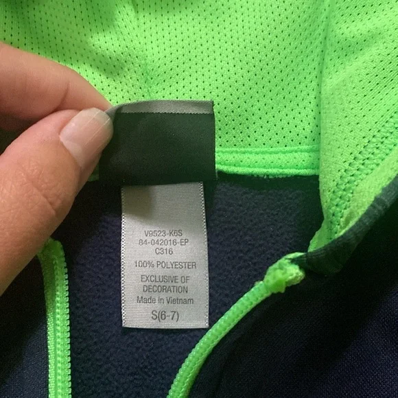 Boys size 6-7 Hoodie Bundle - Picture 9 of 9